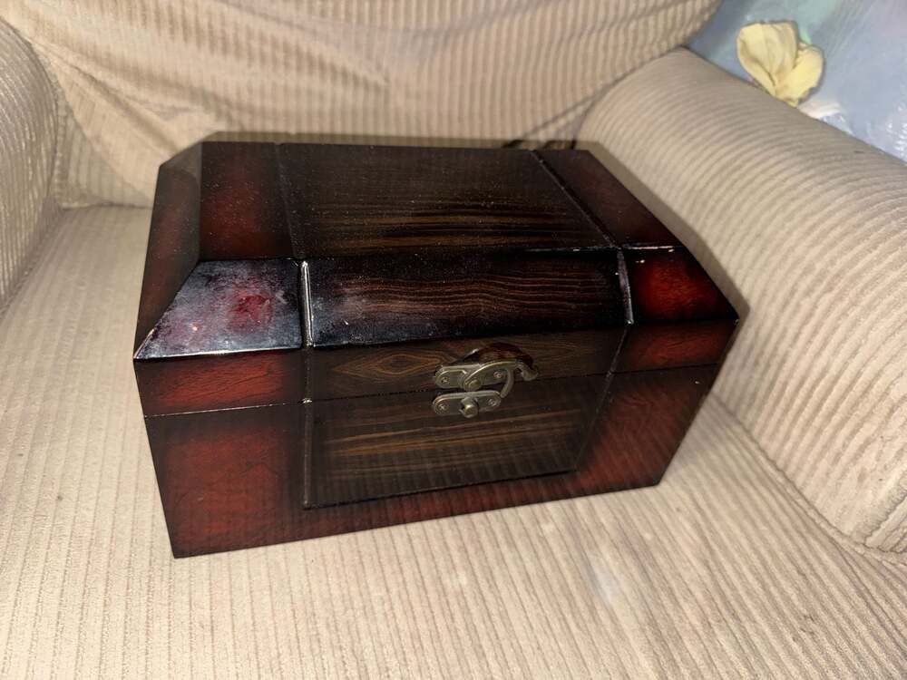 10"Ancient Chinese style Huanghuali Hand-carved Jewelry Box Storage box